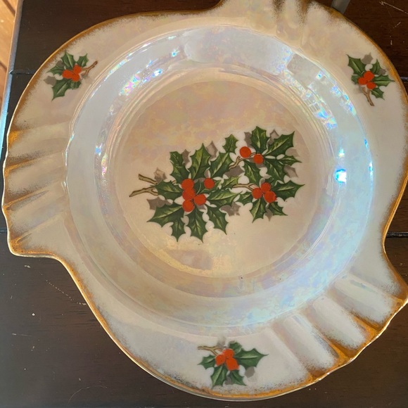 vintage-holiday-vintage-ucago-holly-berry-luster-ware-serving-dish